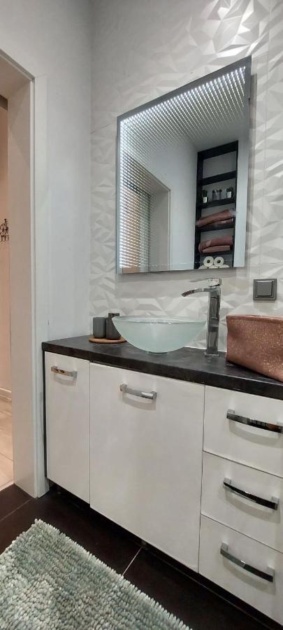 Apartament W Centrum 나이사 외부 사진